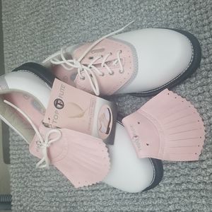 Top Flite women 7 size golf shoes
